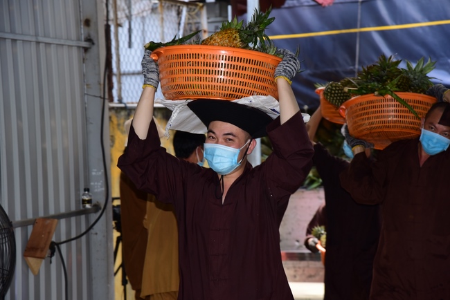 Chùa Hoằng Pháp: Tiếp tục hỗ trợ người dân khó khăn trong đại dịch Covid (đợt 8)